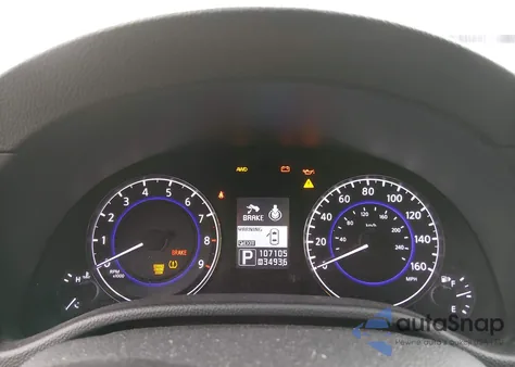 2015 Infiniti Q40 z USA, uszkodzony, nr VIN JN1CV6AR7FM523311